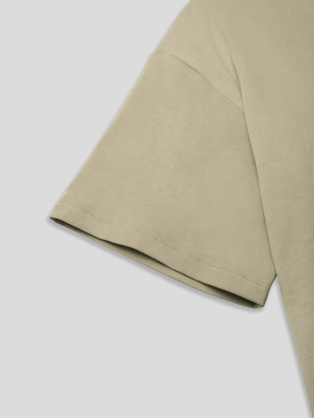 StayCool 2.0 Curve-Hem Tee: Slim-Fit